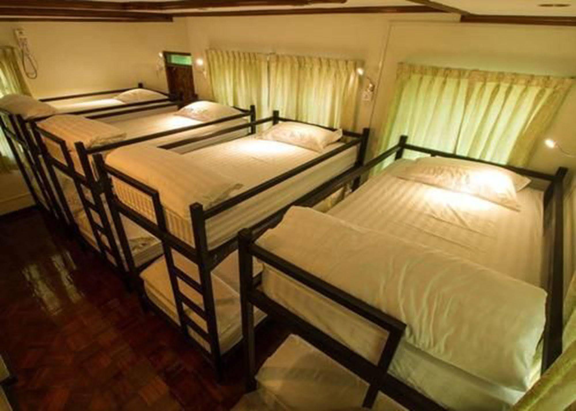 Auberge de jeunesse Yangon Hub Extérieur photo